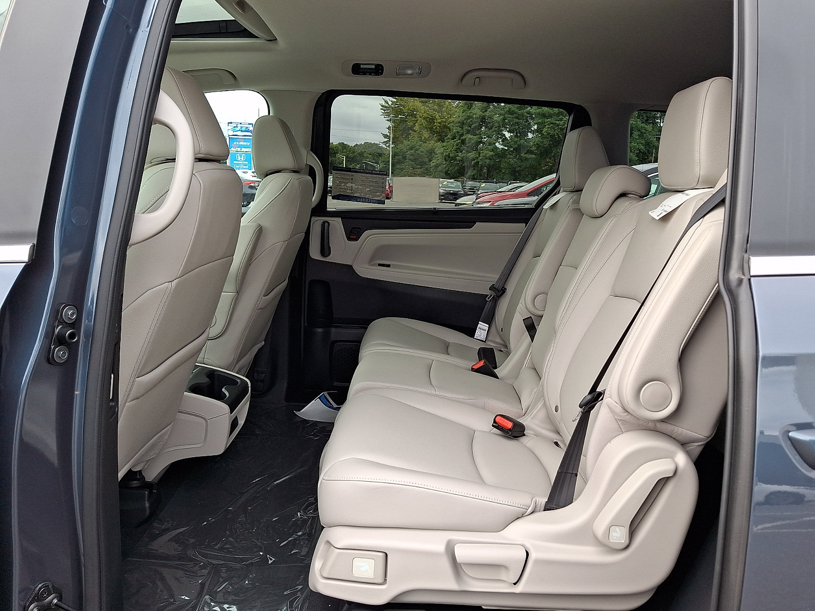 New 2027 Honda Odyssey EX-L image 5