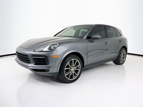 Certified 2023 Porsche Cayenne AWD/4WD image 1