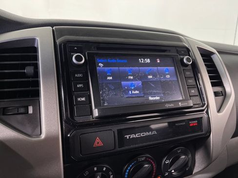 Used 2015 Toyota Tacoma PreRunner w/ TRD Off-Road Package RWD image 20