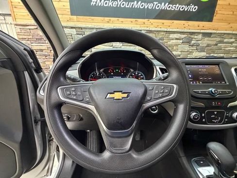 Used 2022 Chevrolet Equinox LT AWD/4WD image 19