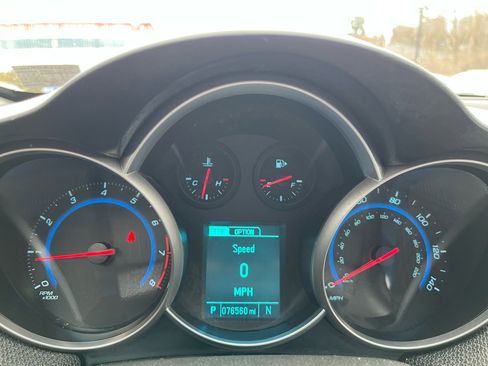 Used 2016 Chevrolet Cruze LT image 14