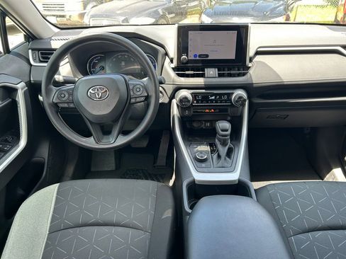 Used 2025 Toyota RAV4 XLE w/ Convenience Package AWD/4WD image 18