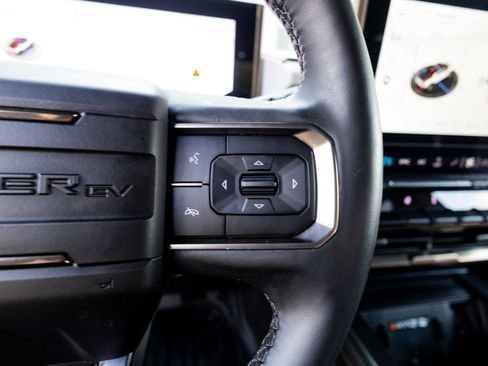 Used 2025 GMC Hummer EV 3X AWD/4WD image 27