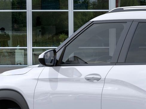 New 2026 Chevrolet TrailBlazer LT w/ Driver Confidence Package image 12