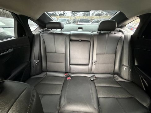 Used 2015 Chevrolet Impala LT image 18