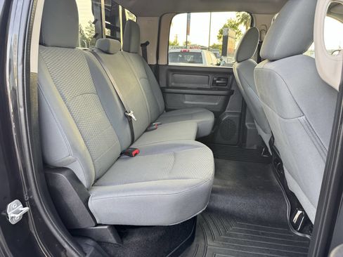 Used 2015 RAM 2500 Tradesman w/ Chrome Appearance Group image 20