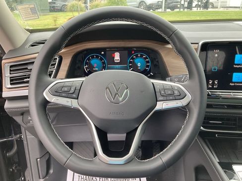 New 2026 Volkswagen Atlas SE image 24