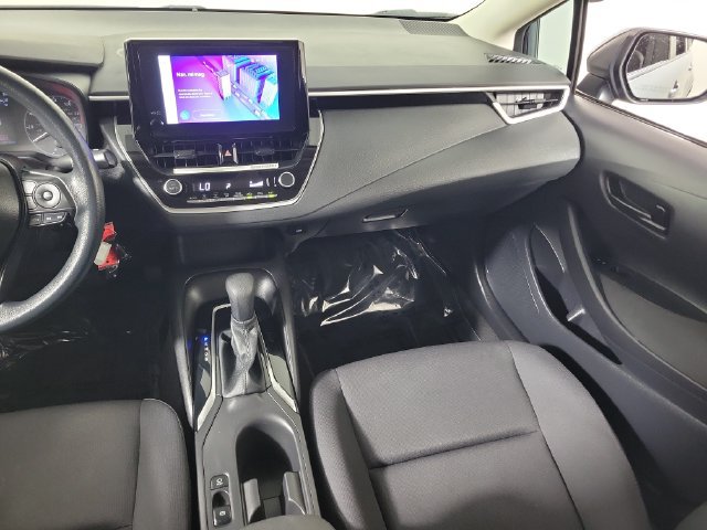 Used 2024 Toyota Corolla LE FWD image 17