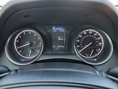 Used 2022 Toyota Camry SE FWD image 18