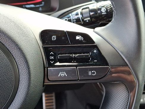 Certified 2025 Hyundai Elantra Sport FWD image 16