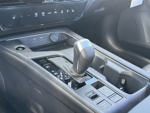 New 2026 Nissan Sentra SV w/ SV Convenience Package FWD image 11