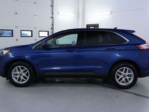 Used 2024 Ford Edge SEL image 4