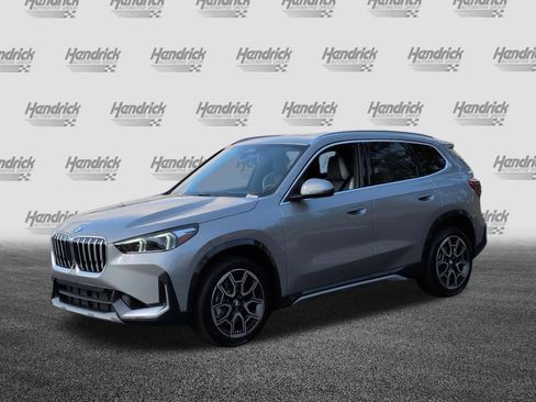 Used 2026 BMW X1 xDrive28i w/ Technology Package AWD/4WD image 3