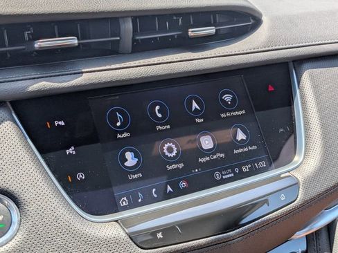 Used 2025 Cadillac XT5 Premium Luxury w/ Technology Package AWD/4WD image 13