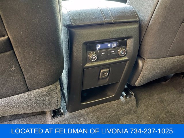 Certified 2023 Chevrolet Traverse LT FWD image 22