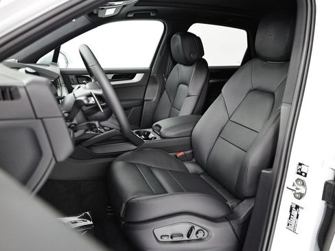 New 2026 Porsche Cayenne S AWD/4WD image 5