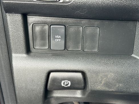 Used 2011 Honda Pilot EX-L image 19