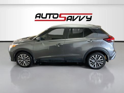 Used 2024 Nissan Kicks SV FWD image 4