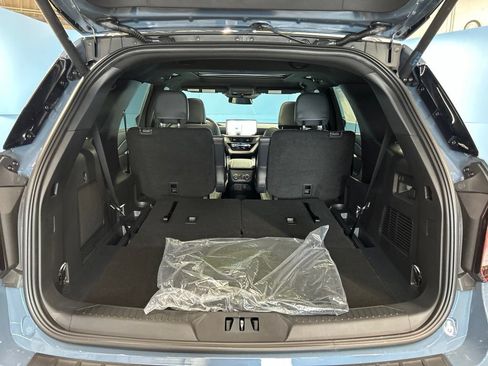 New 2026 Ford Explorer ST-Line w/ ST-Line Street Pack AWD/4WD image 43
