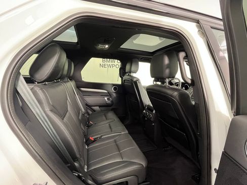 Used 2020 Land Rover Discovery Landmark AWD/4WD image 21
