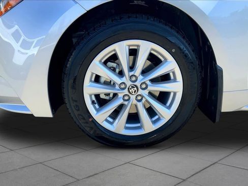 New 2026 Toyota Corolla LE FWD image 11
