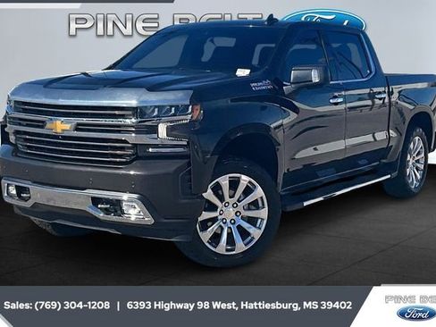 Used 2022 Chevrolet Silverado 1500 High Country w/ Technology Package image 10