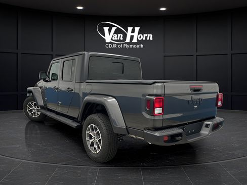 New 2026 Jeep Gladiator Sport AWD/4WD image 5