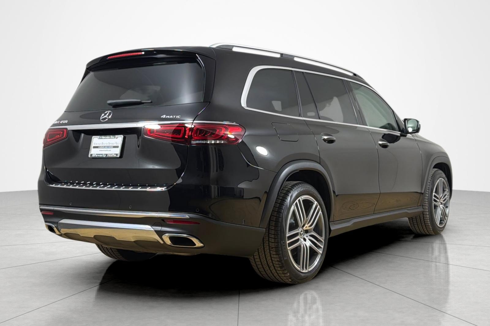 Used 2023 Mercedes-Benz GLS 450 4MATIC image 5