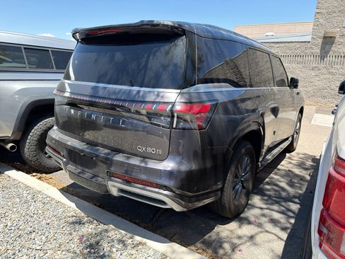 Used 2025 INFINITI QX80 Pure AWD/4WD image 4