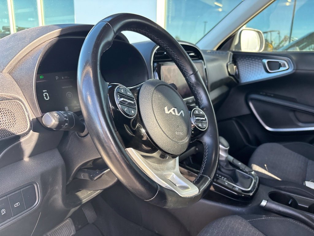 Certified 2023 Kia Soul EX FWD image 9