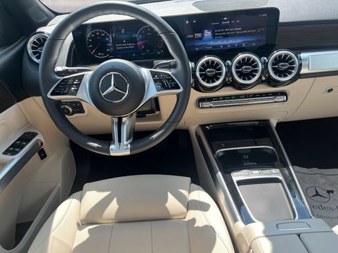 Certified 2026 Mercedes-Benz GLB 250 4MATIC image 10