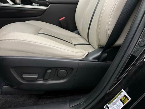 Used 2024 MAZDA CX-90 Plug-In Hybrid w/ Premium Pkg image 23