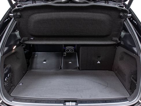 New 2025 Mercedes-Benz GLA 250 4MATIC image 10