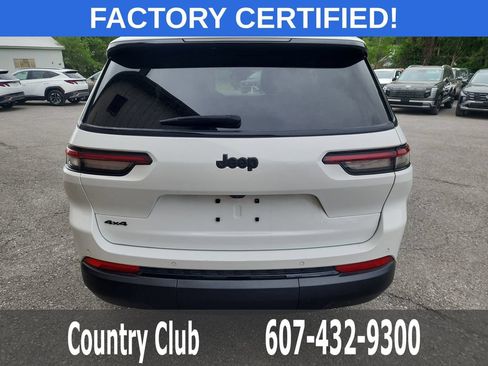 Used 2024 Jeep Grand Cherokee L Laredo AWD/4WD image 7