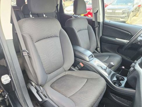 Used 2014 Dodge Journey SXT w/ Flexible Seating Group image 14