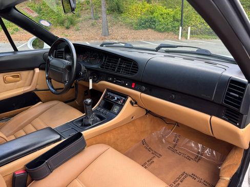 Used 1993 Porsche 968 Cabriolet image 46