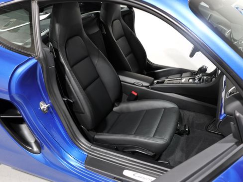 Used 2014 Porsche Cayman RWD image 4