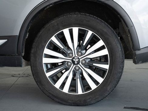 Used 2020 Mitsubishi Outlander SEL AWD/4WD image 6
