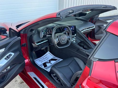 Used 2023 Chevrolet Corvette Stingray Premium Cpe image 2