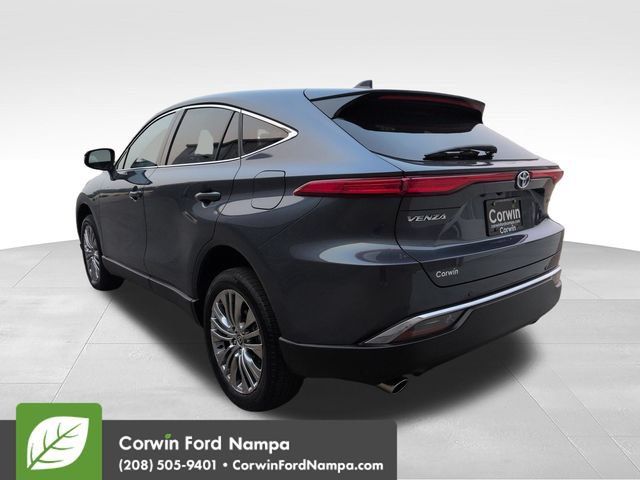 Used 2024 Toyota Venza Limited AWD/4WD image 5