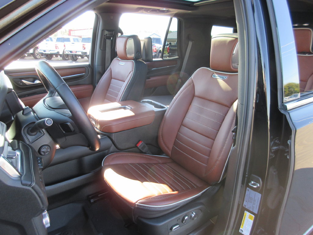 Certified 2024 GMC Yukon Denali Ultimate AWD/4WD image 25