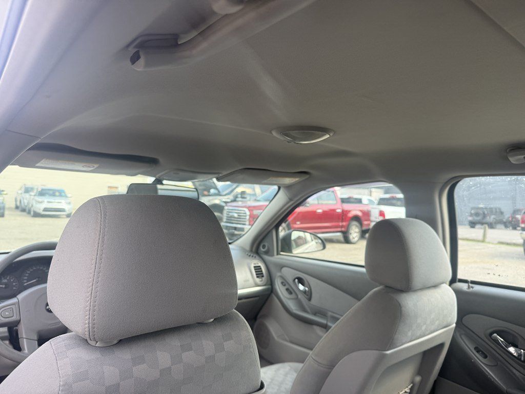 Used 2005 Chevrolet Malibu LS FWD image 15
