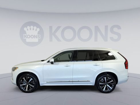 Used 2025 Volvo XC90 B6 Core w/ Climate Package AWD/4WD image 2