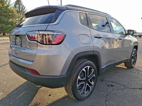 Certified 2022 Jeep Compass Limited w/ Sun and Sound Group image 6