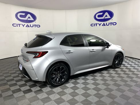 Used 2024 Toyota Corolla XSE image 3