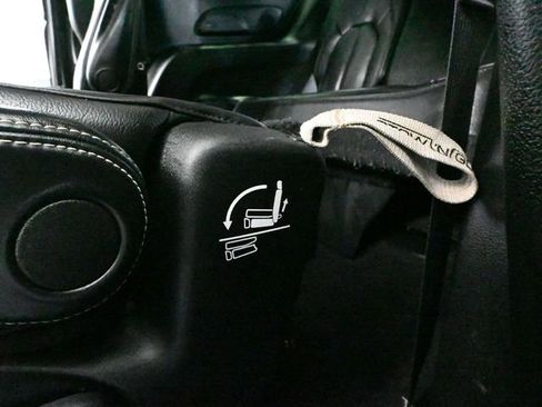 Used 2019 Chrysler Pacifica Touring-L Plus w/ Advanced Safetytec Group image 42