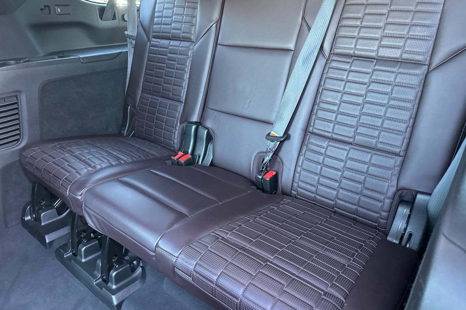 Used 2021 Cadillac Escalade ESV Sport Platinum AWD/4WD image 18