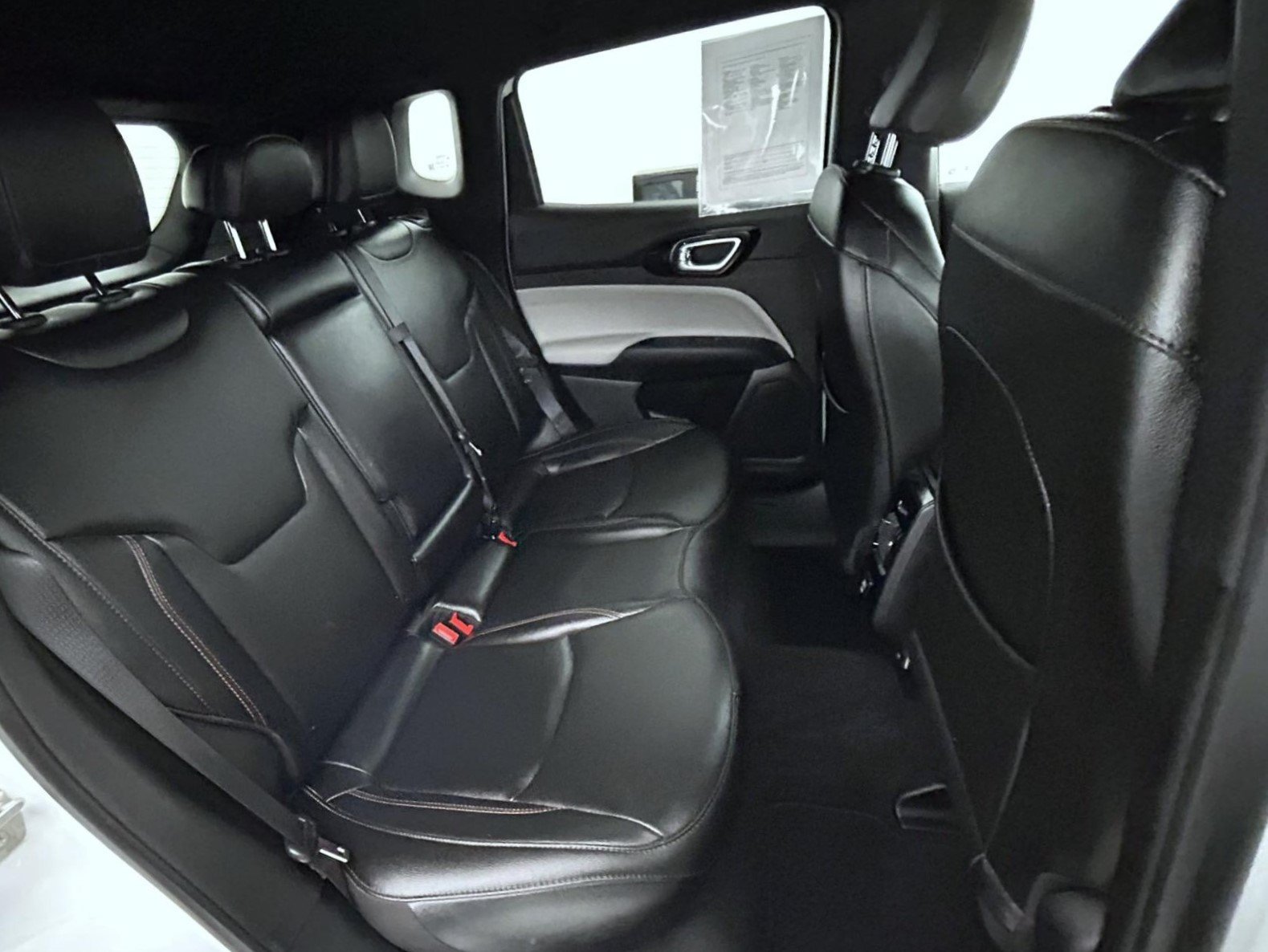 Certified 2024 Jeep Compass Limited AWD/4WD image 18