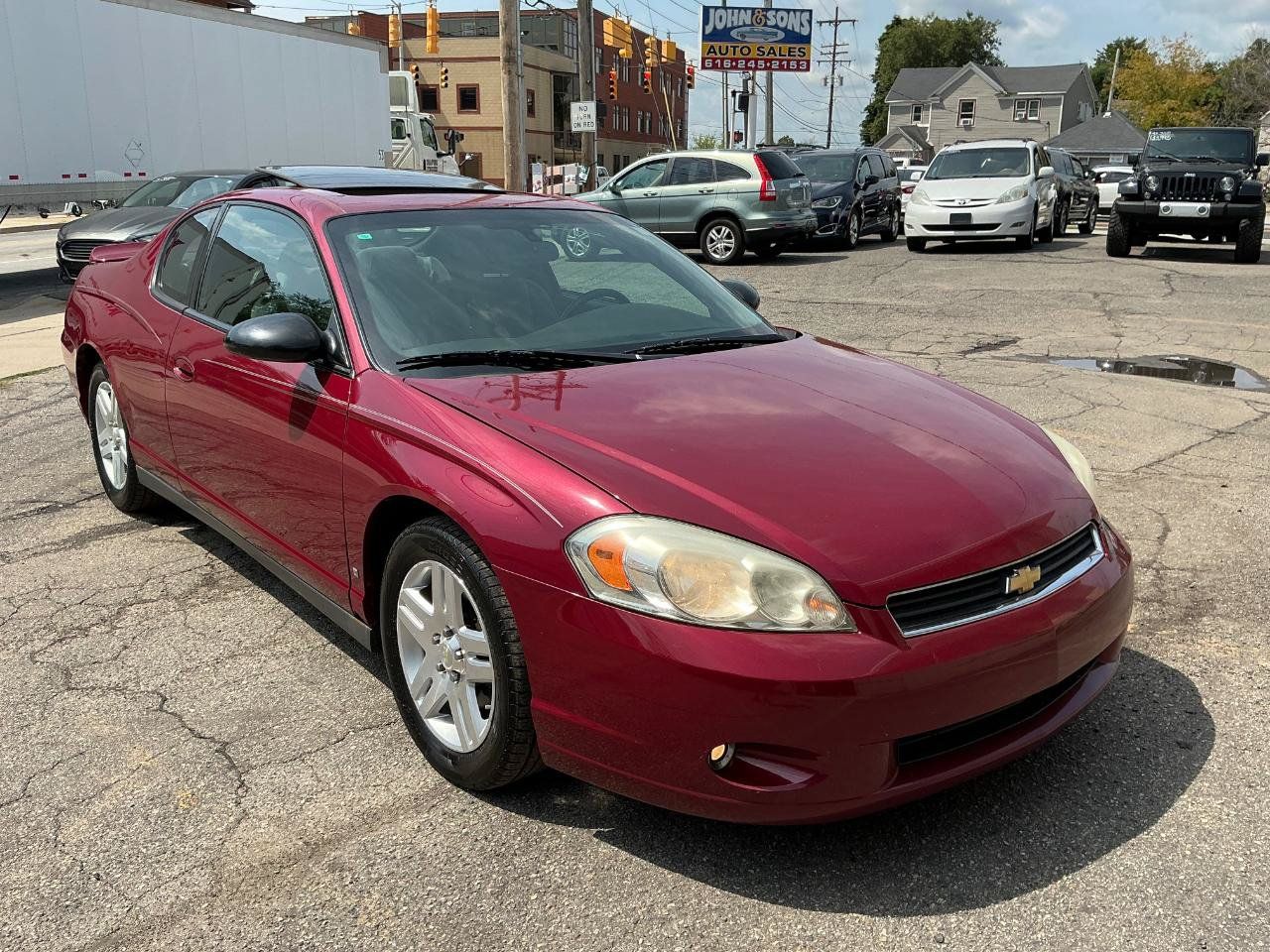 Used 2006 Chevrolet Monte Carlo LT FWD image 2