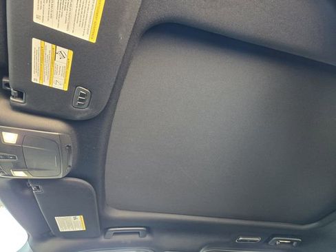 Used 2021 Ford Expedition Limited image 27